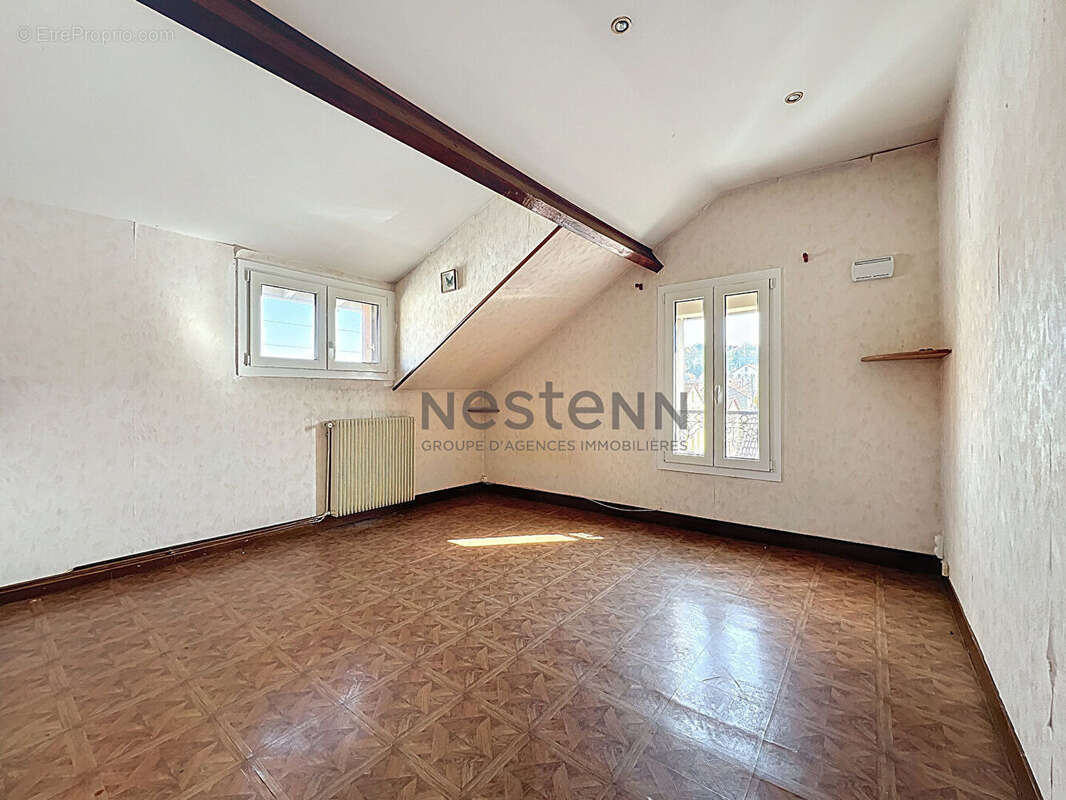 Appartement à VILLENEUVE-SAINT-GEORGES