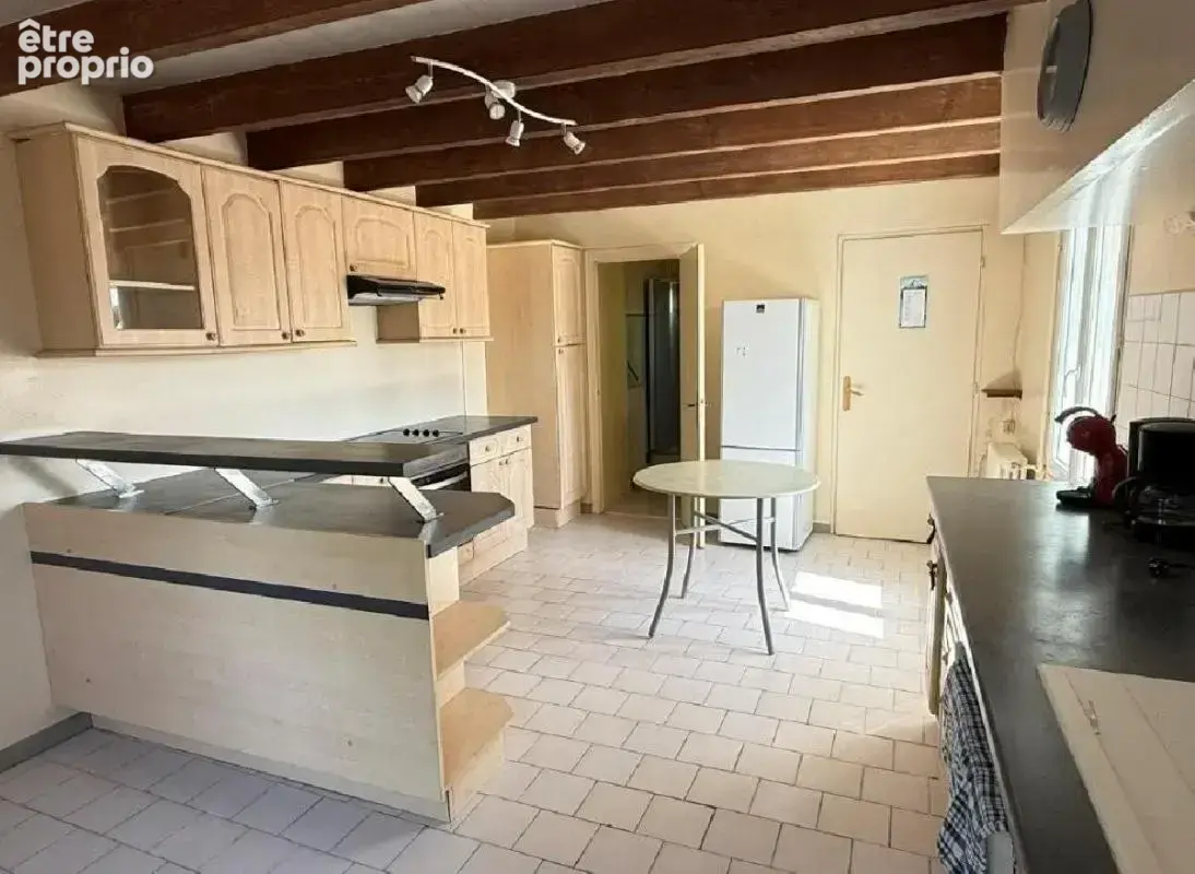 Maison 3 pièces 81 m² à vendre à Ruffec (16700) - photo 4