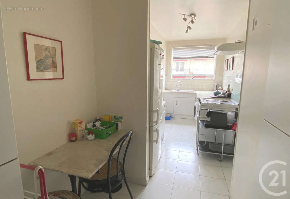 Appartement à NEUILLY-SUR-SEINE