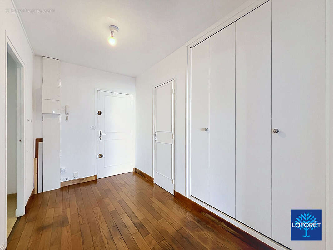 T4 caen venoix 82 m² - 2 balcons & parking - photo 3