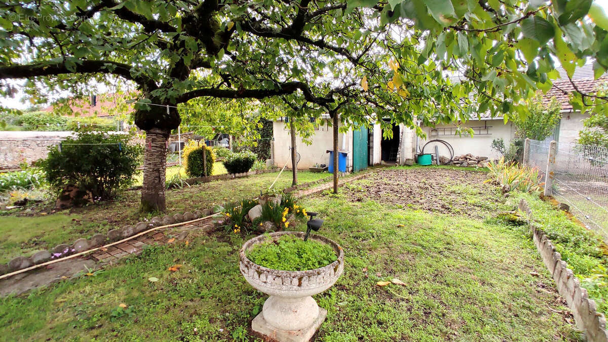 Maison à CHATELLERAULT