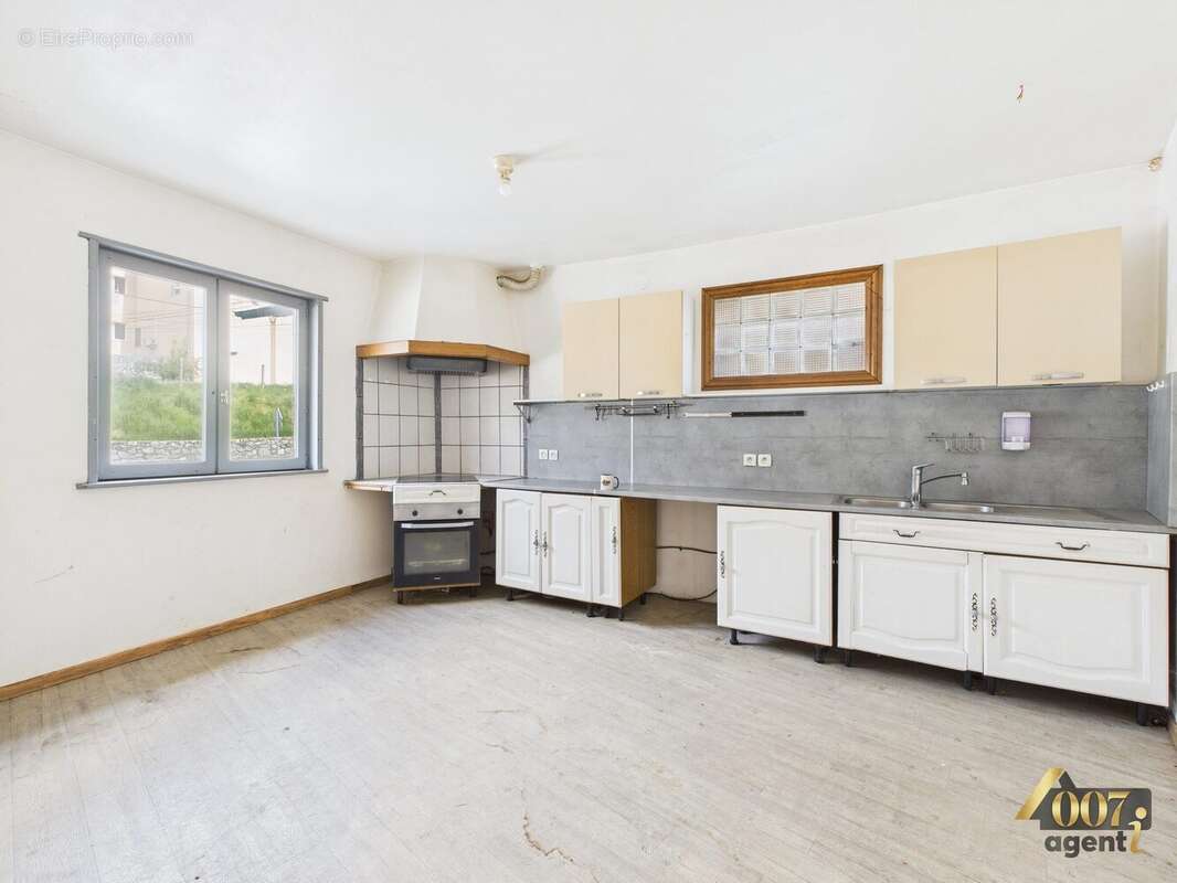 Appartement à SAINT-PIERRE-D'ALBIGNY