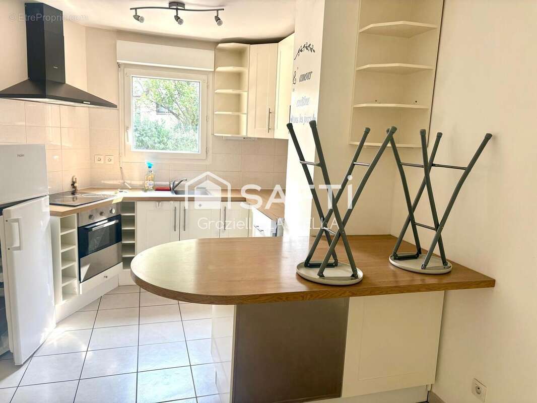 Photo 2 - Appartement à FONTAINE