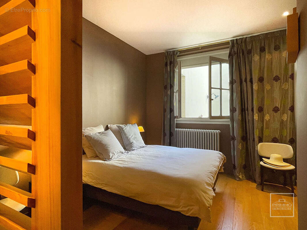 Appartement à LYON-6E