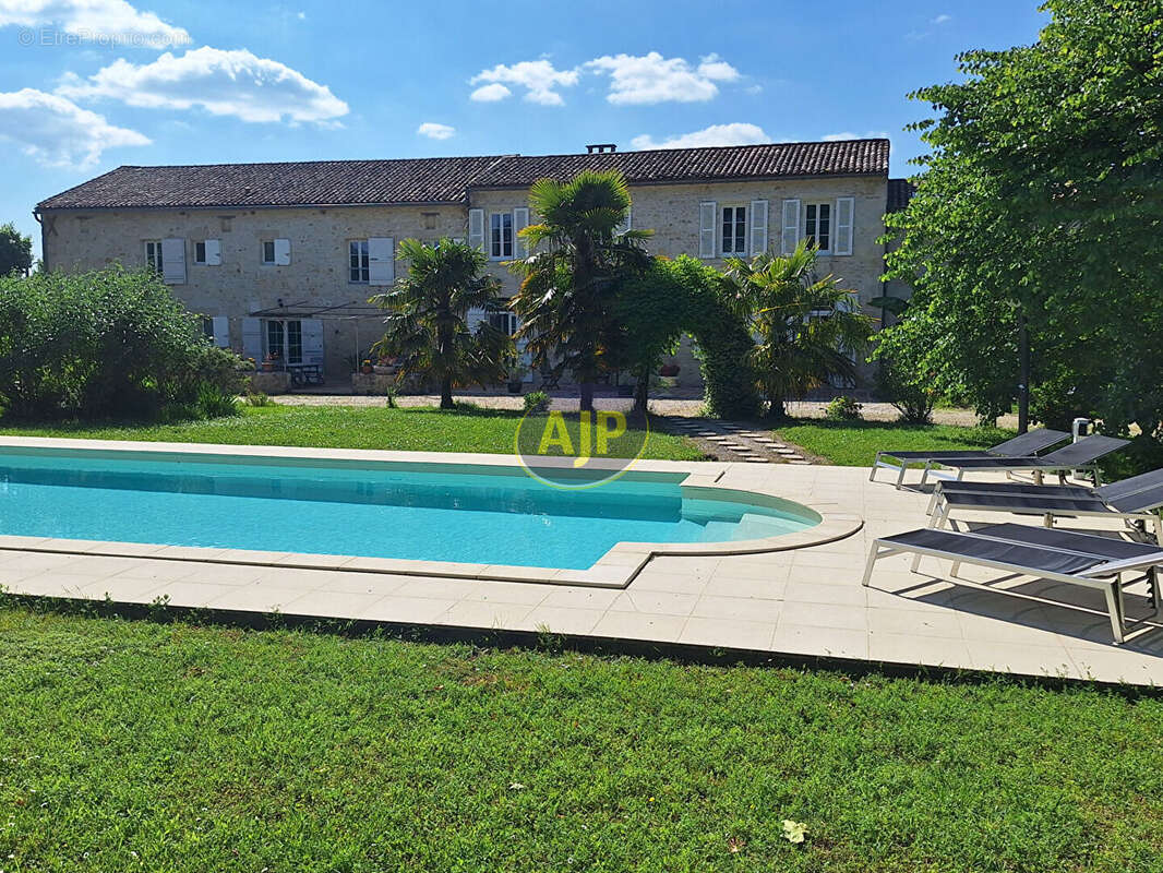 Maison à LESPARRE-MEDOC
