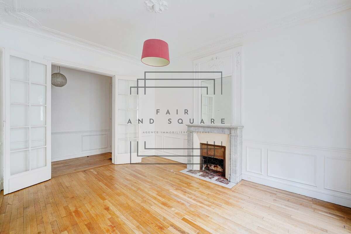 Appartement à NEUILLY-SUR-SEINE