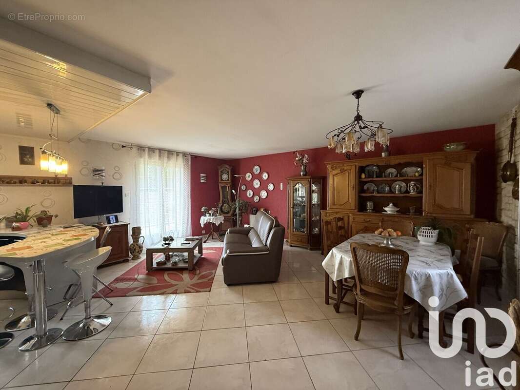 Maison 86 m² à Vauclerc  - photo 2
