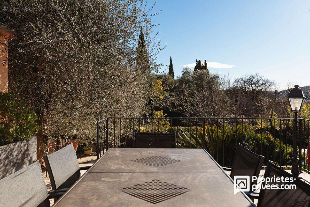 Superbe maison individuelle avec piscine et dépendances - à pied du village de Peymeinade - photo 6