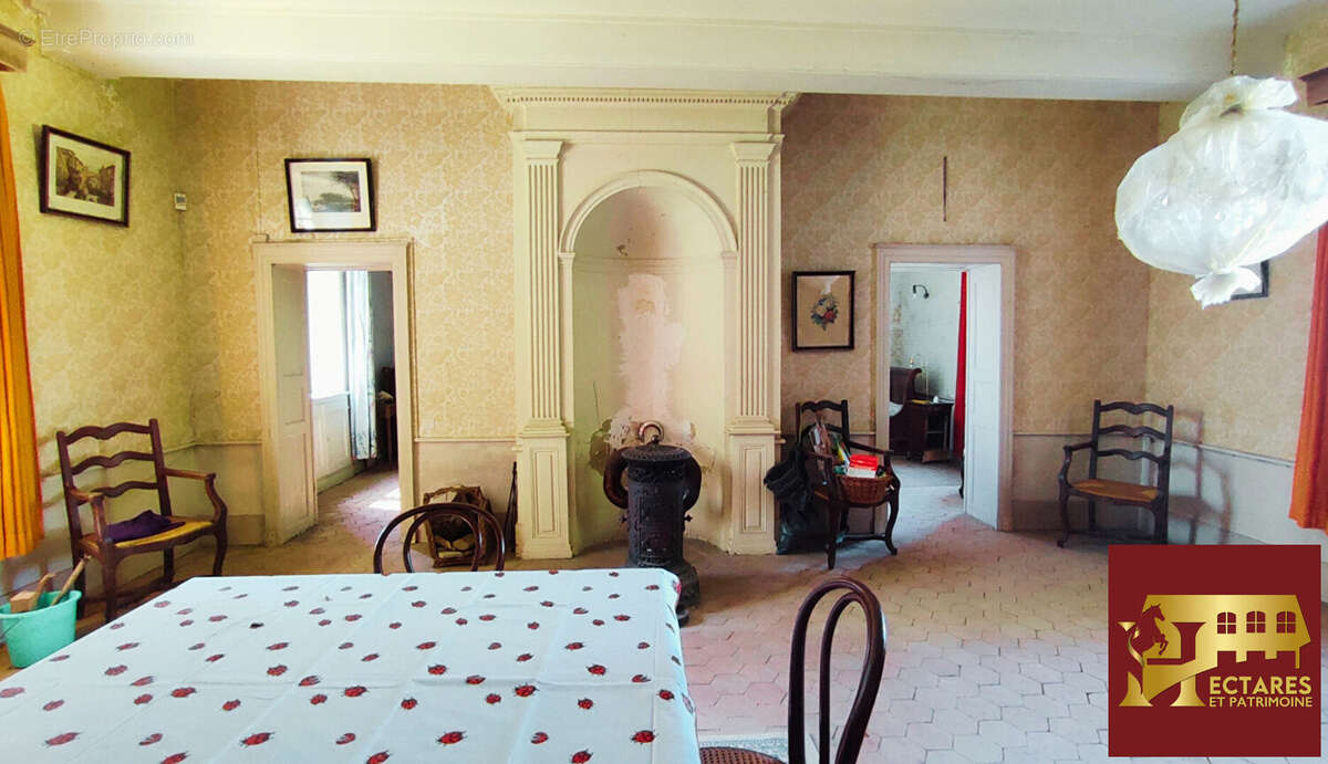 Maison à DEVROUZE