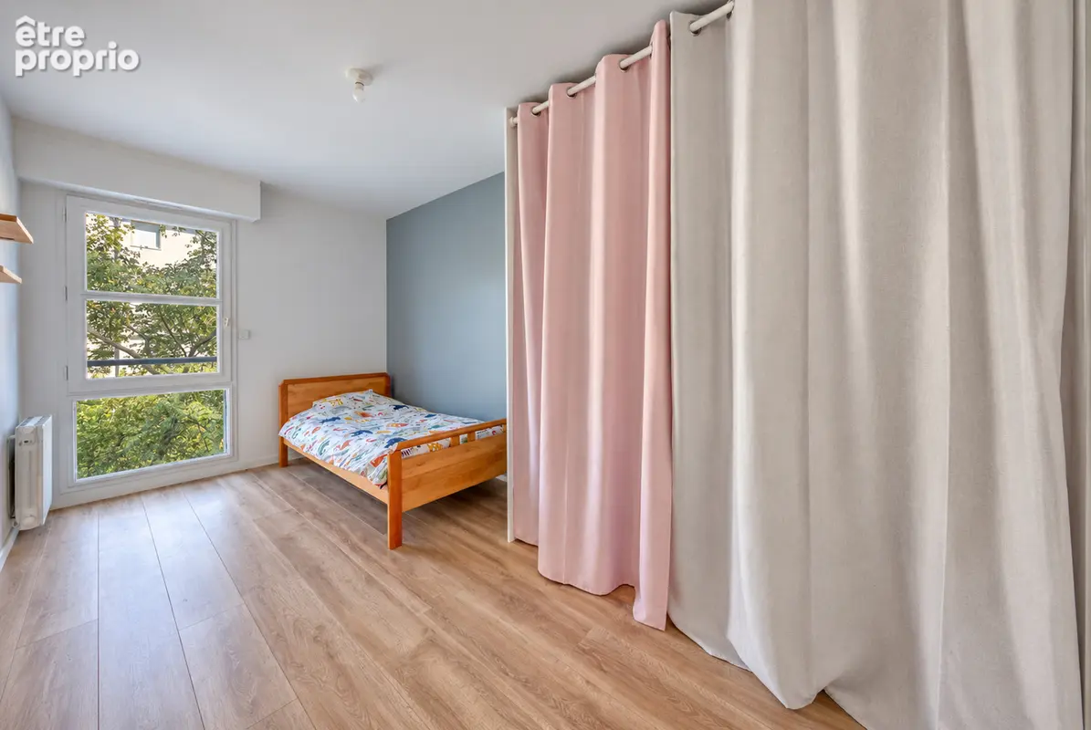 Appartement T4 - Longs Champs - photo 8