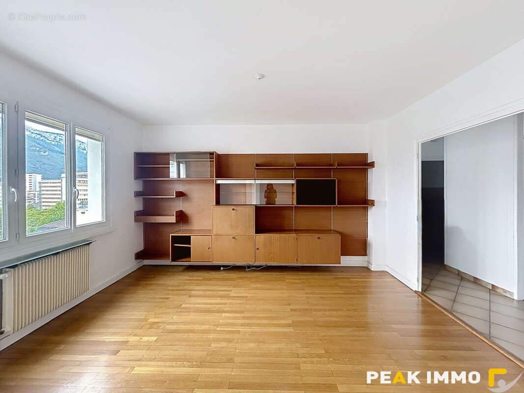 Appartement T3 - 90m2 - Annecy - place de parking - photo 3