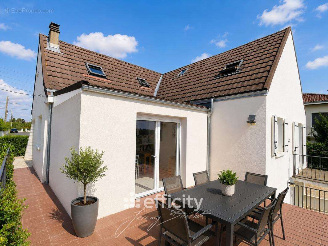 Maison 165 m² à Niort  - photo 13