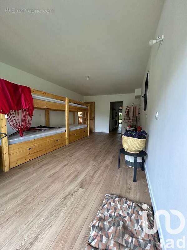 Photo 8 - Maison à SAINT-JULIEN-EN-BORN