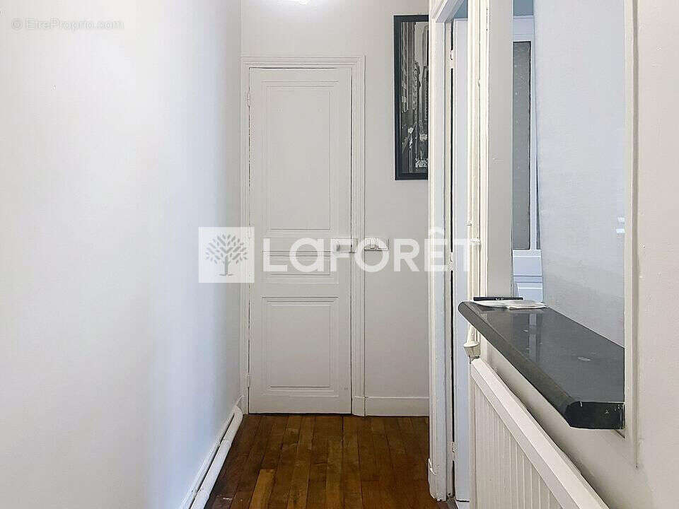 Appartement à PARIS-8E