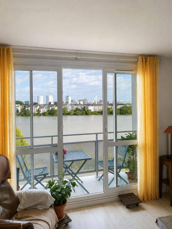 Appartement à SAINT-SEBASTIEN-SUR-LOIRE