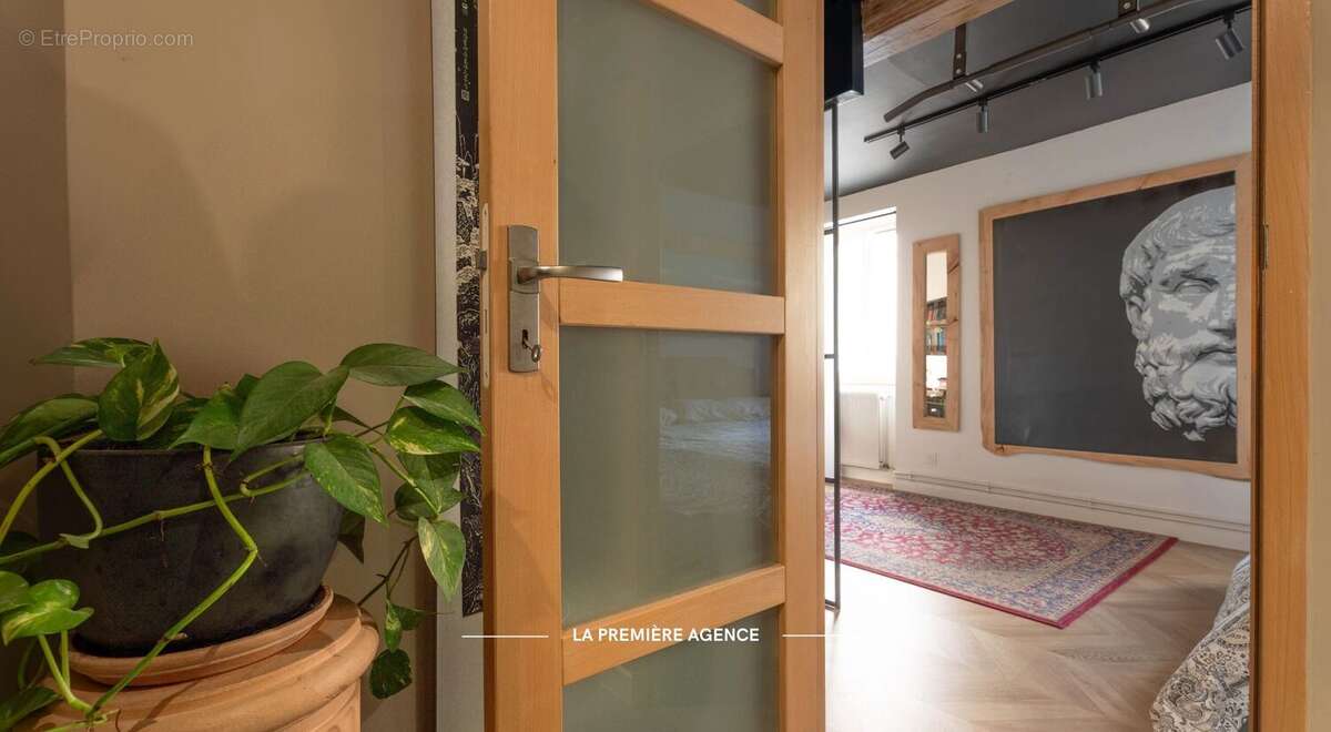 Appartement à PONTCHARRA-SUR-TURDINE