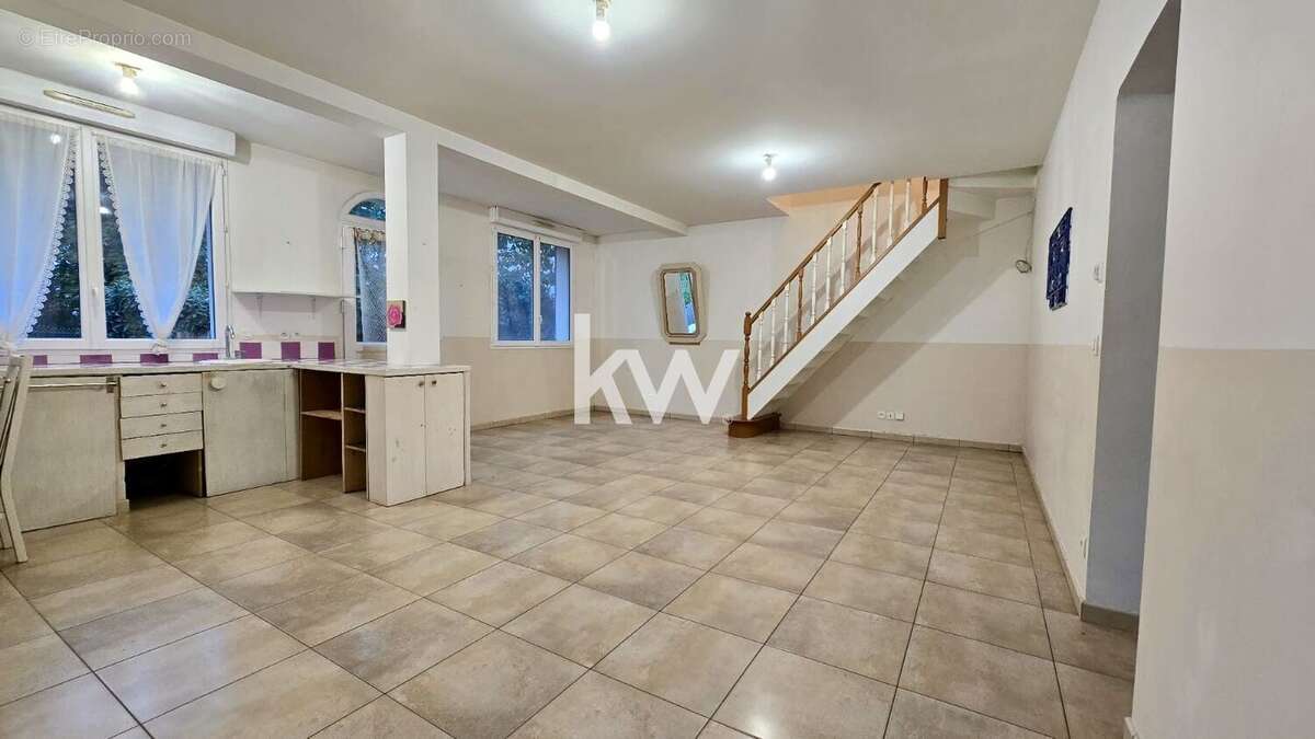 Maison à RIS-ORANGIS