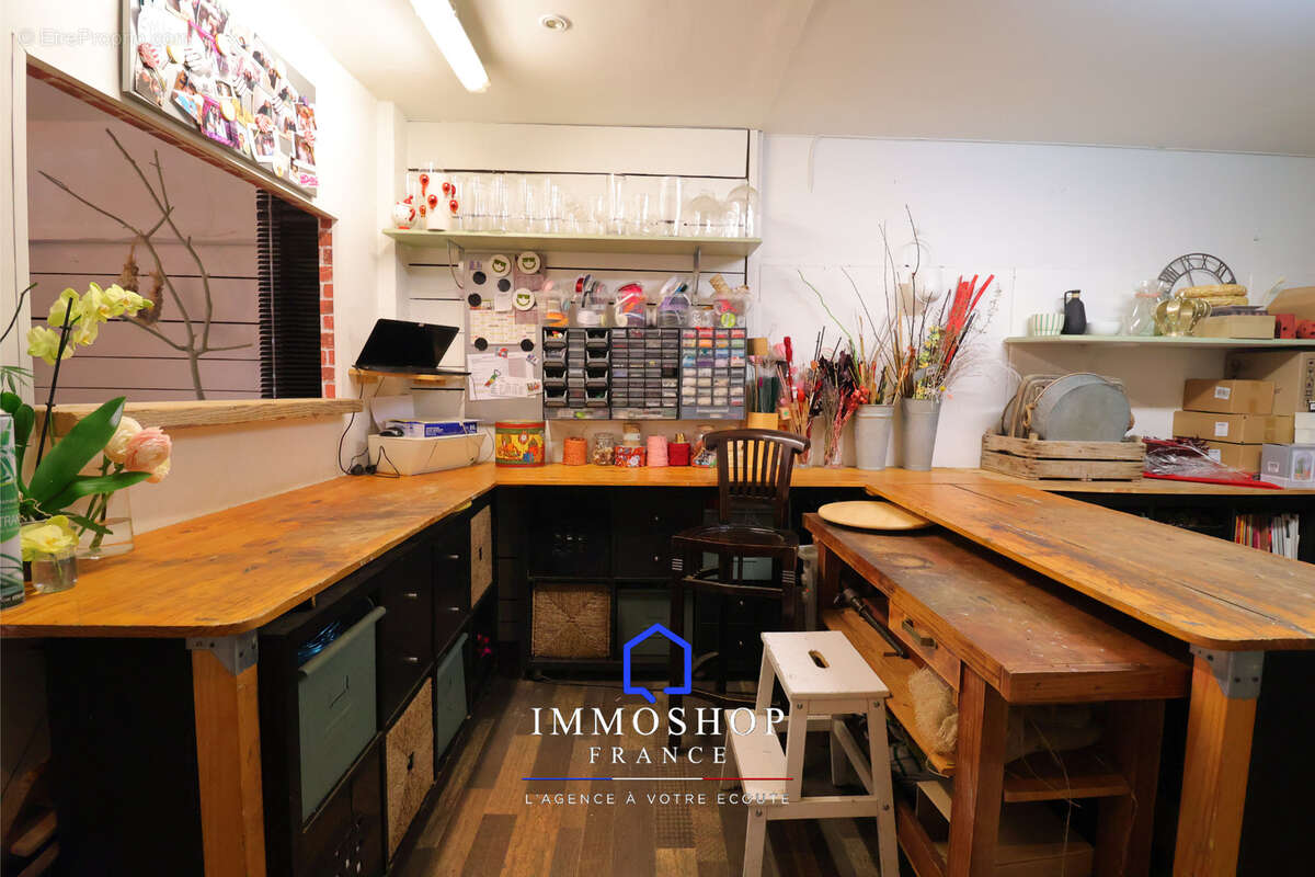 Commerce à PLAN-DE-CUQUES