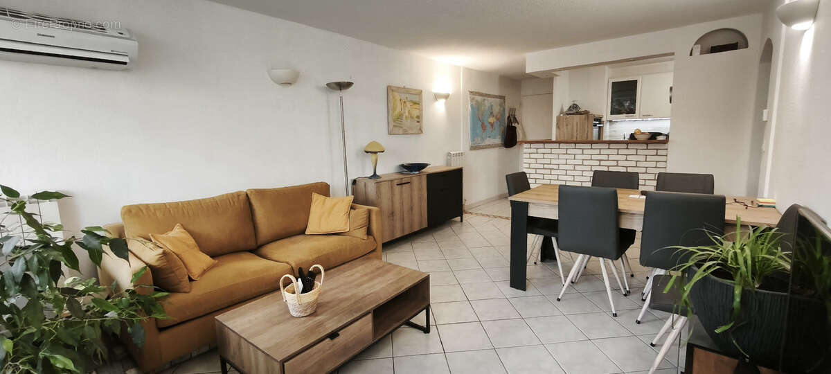 Appartement à FREJUS