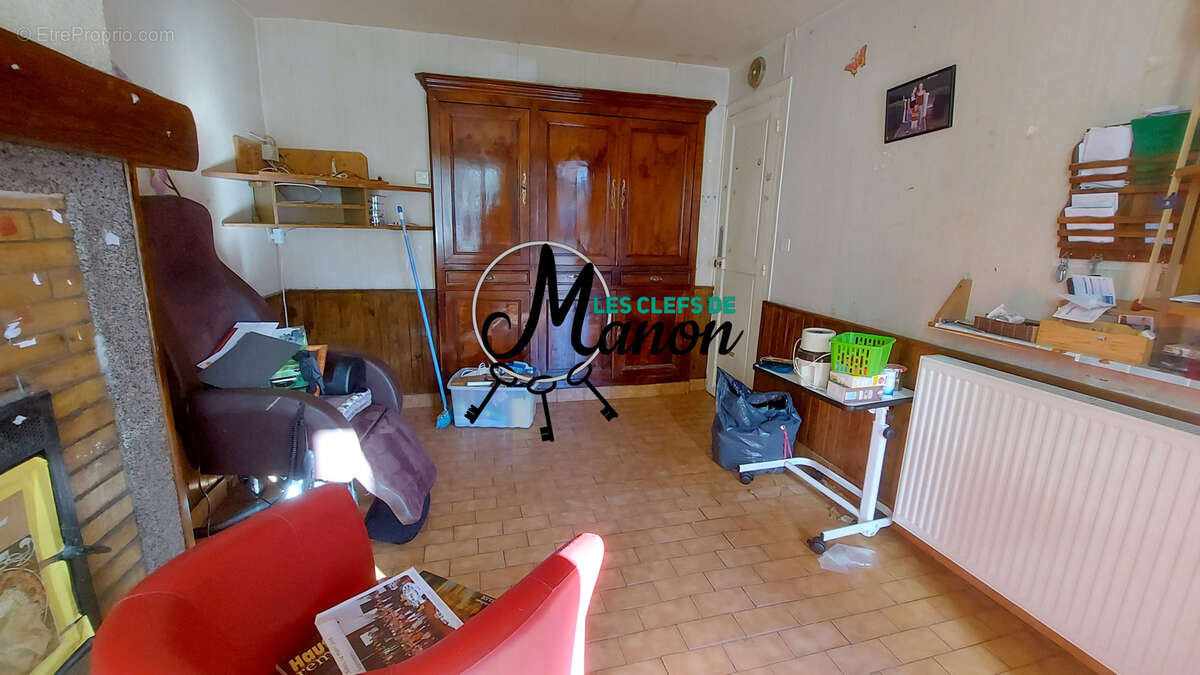 Maison à BESSINES-SUR-GARTEMPE