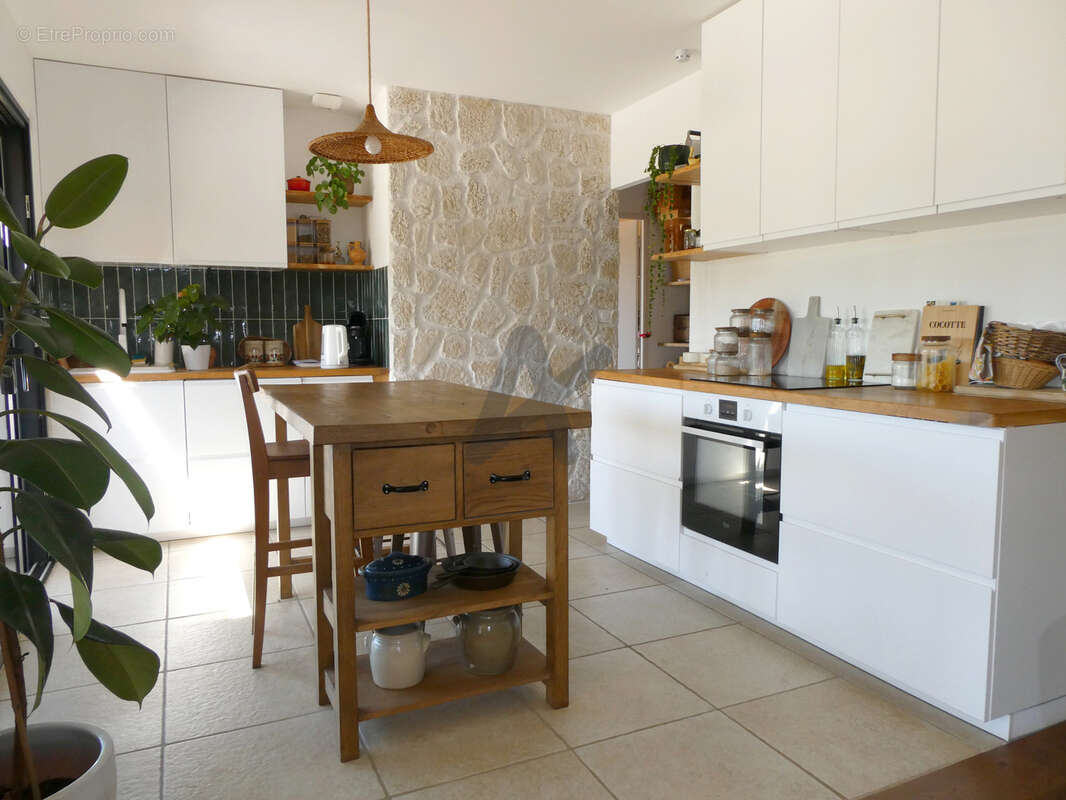 Belle villa majoritairement de plain pied avec piscine - photo 4