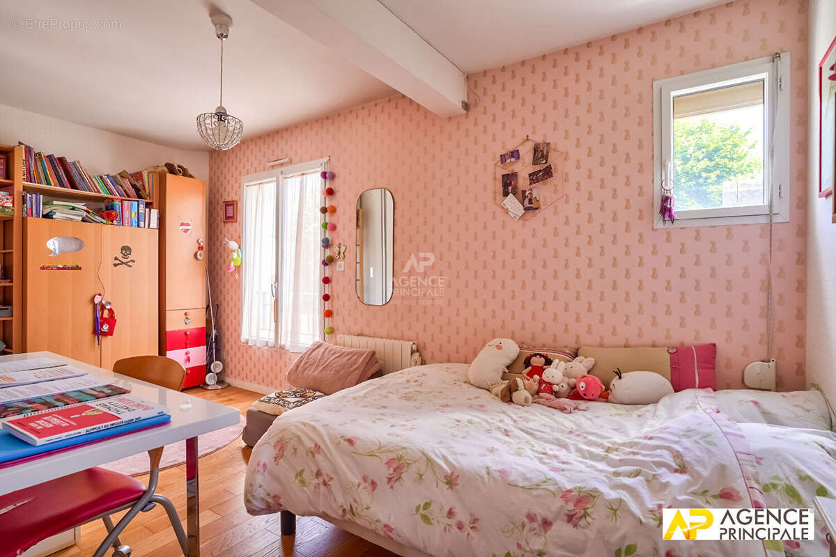 Appartement à MAISONS-LAFFITTE