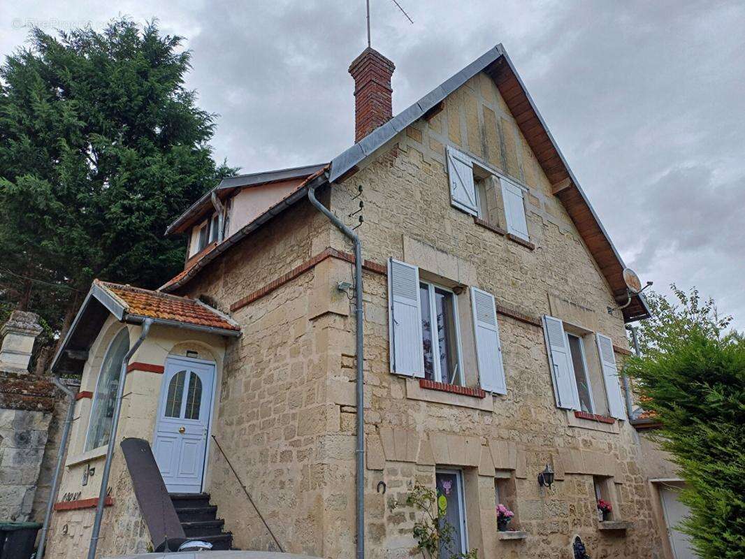 Maison à BLERANCOURT