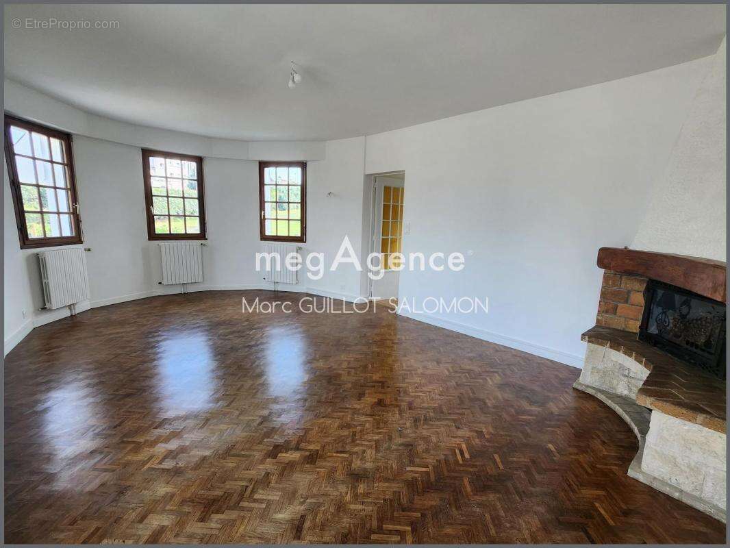 Maison 5 pièces 142 m2 - photo 3