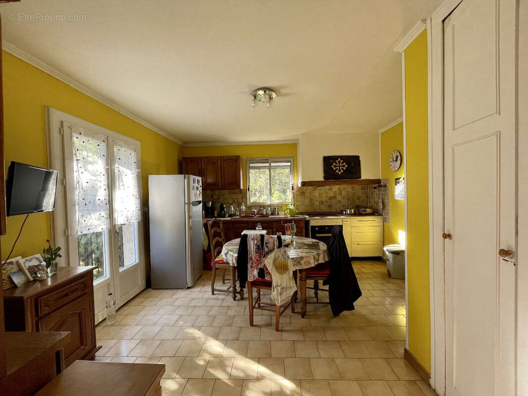 Maison à SAINT-THIBERY