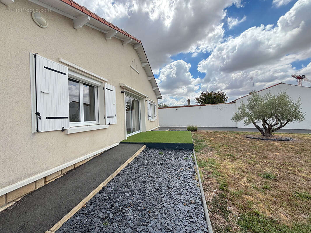Maison d'exception à vendre au coeur de Saujon - 3 pièces, 83 m² - photo 2