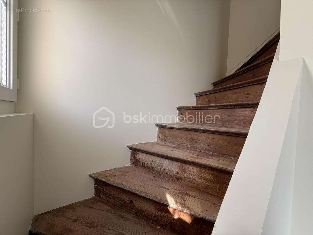 Maison à PONT-L&#039;EVEQUE