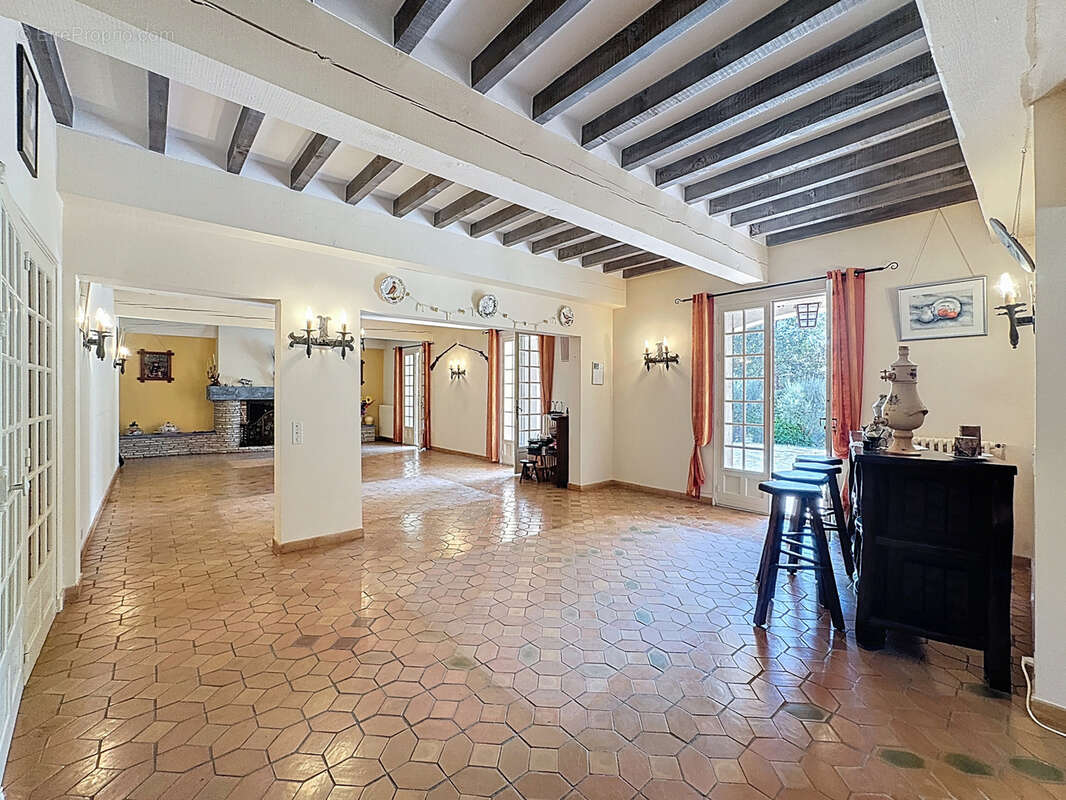 Maison à SAIGNON