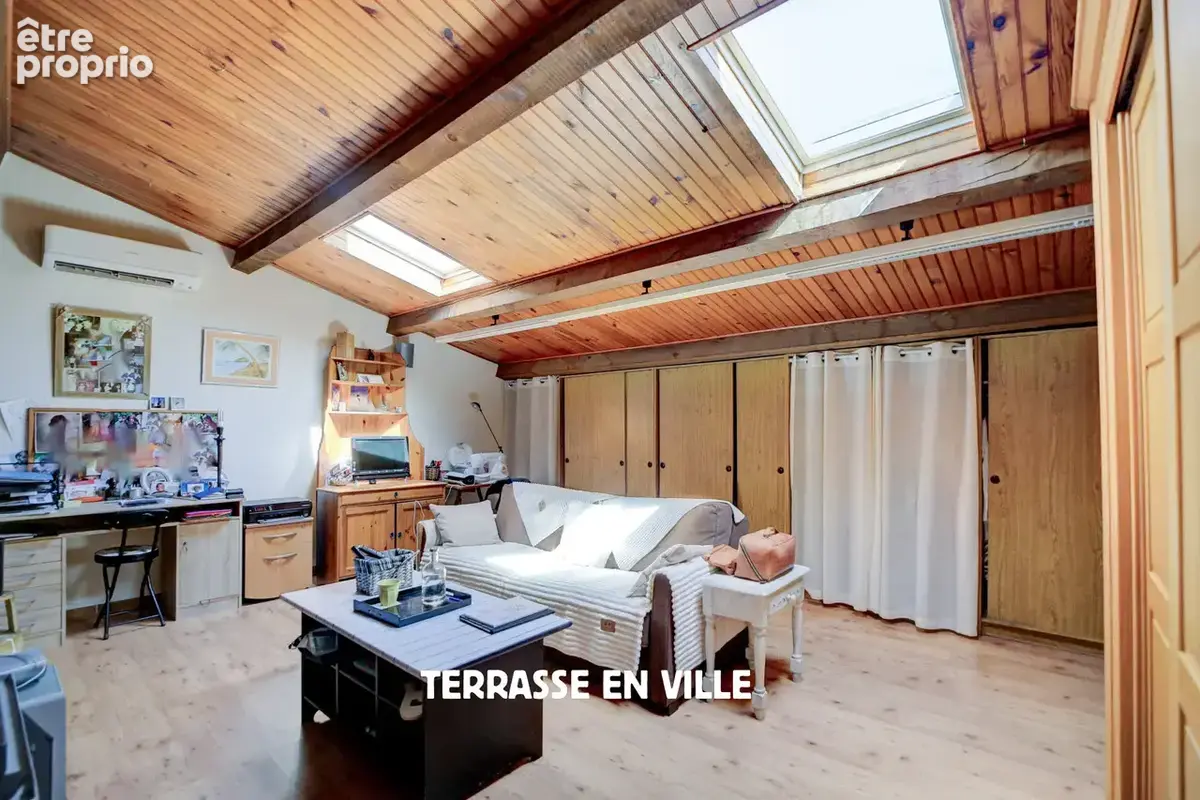 St zacharie - proche centre village - maison familiale t5 - jardin - piscine - vue - calme - 649 000 € - photo 17