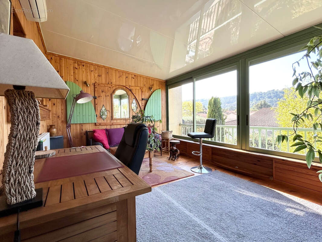 Maison à BAGNOLS-SUR-CEZE