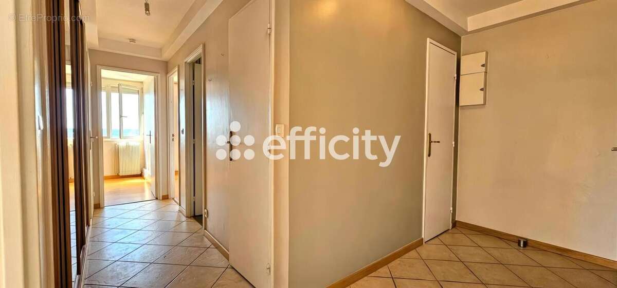 Appartement à THORIGNY-SUR-MARNE