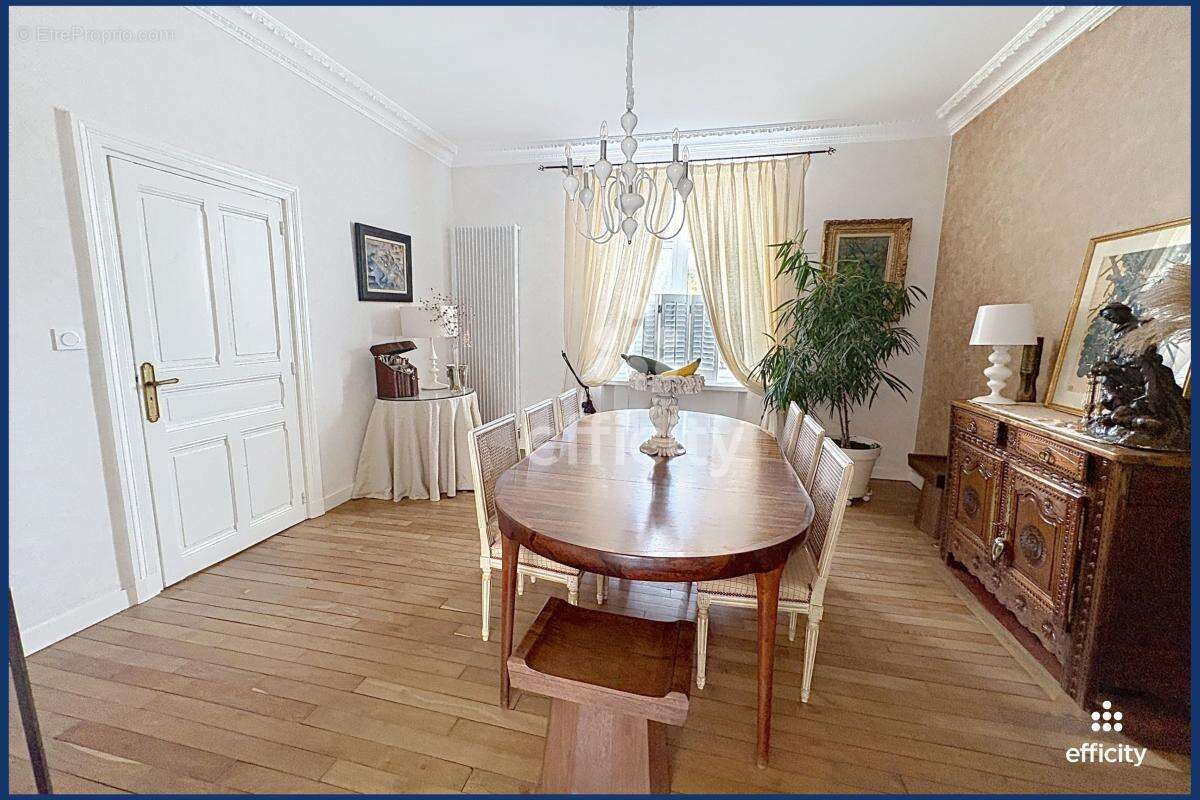 Maison 255 m² à Redon  - photo 9