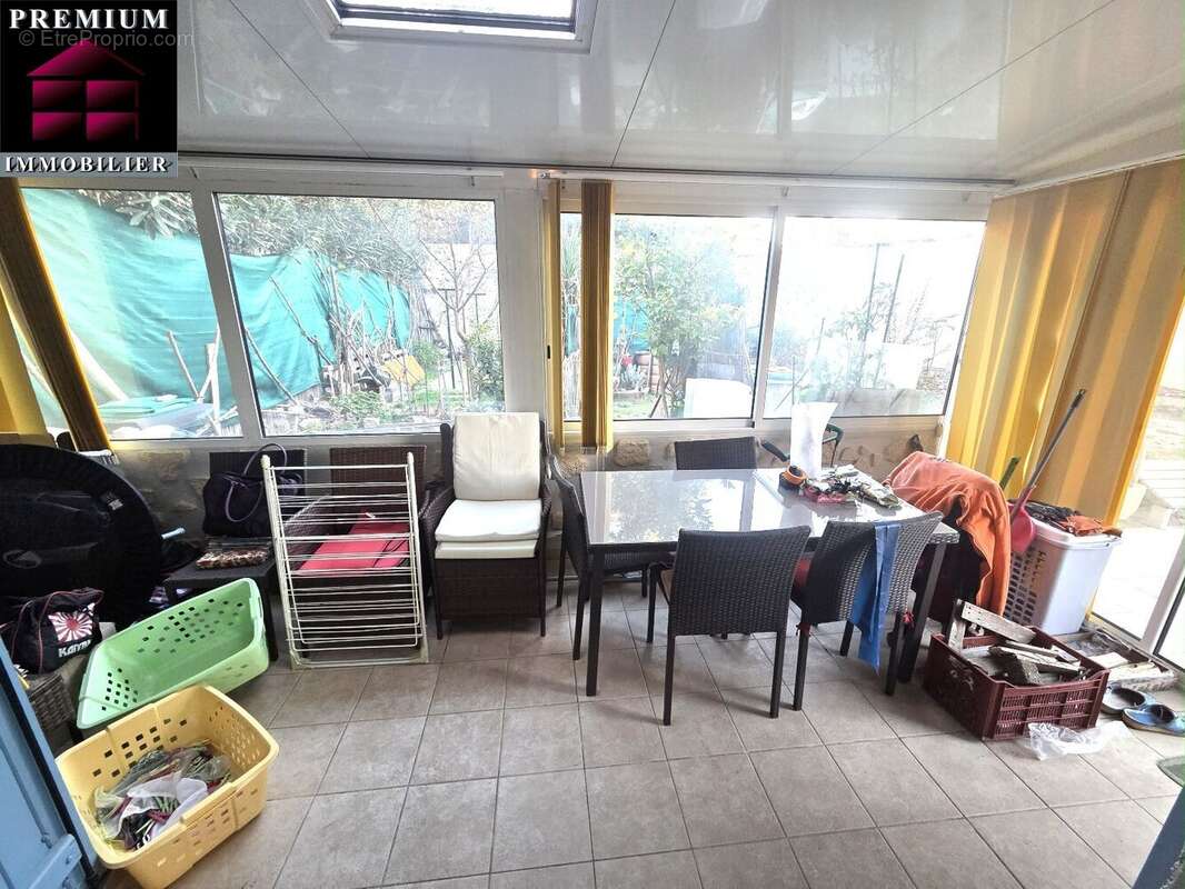 Maison à SAINT-ESTEVE