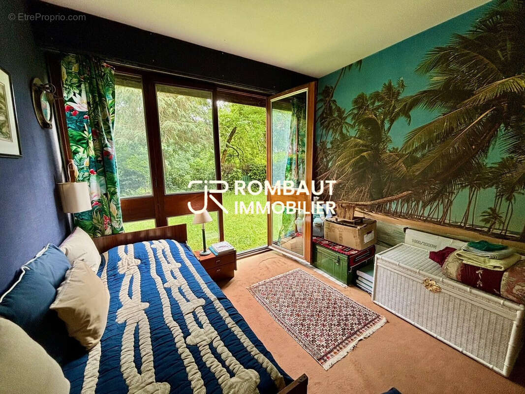 Appartement à LA CELLE-SAINT-CLOUD