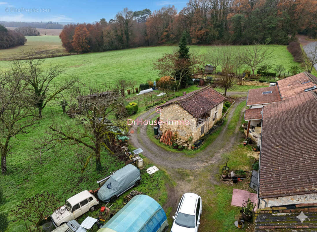 Maison à VAUNAC