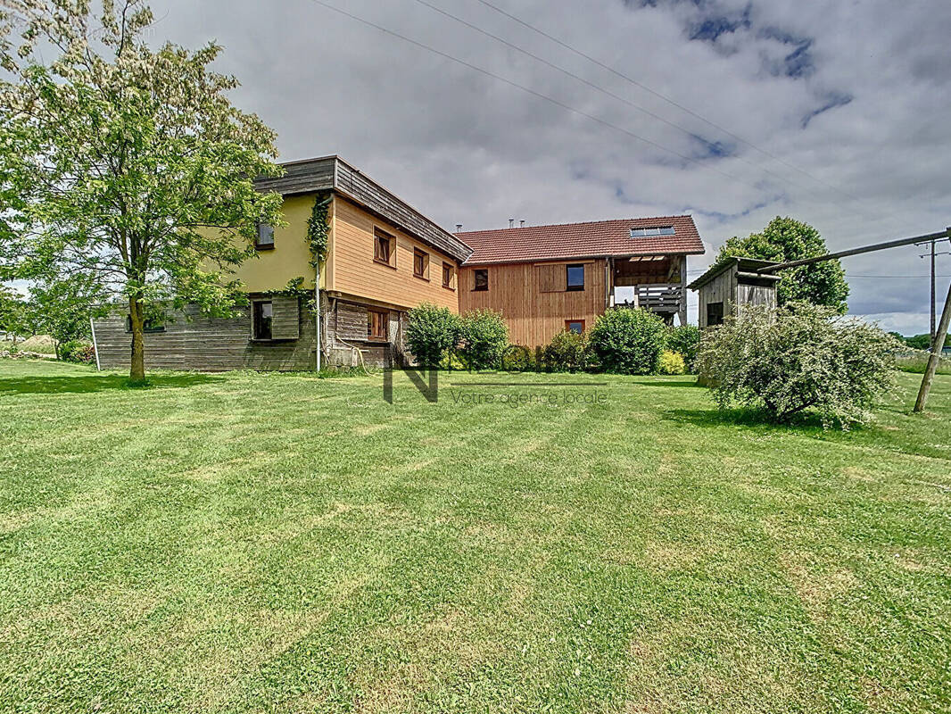 Maison à VALLEROY-LE-SEC