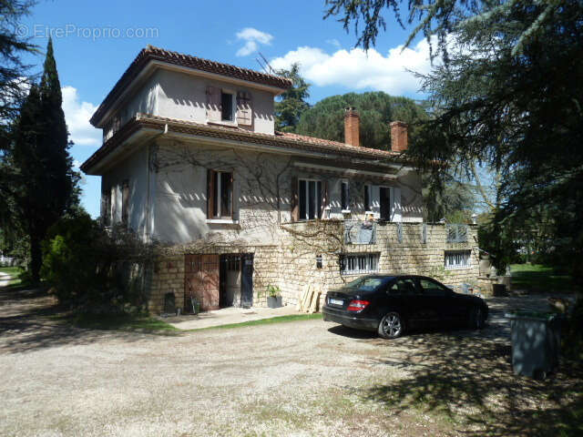 Maison à MONTAYRAL