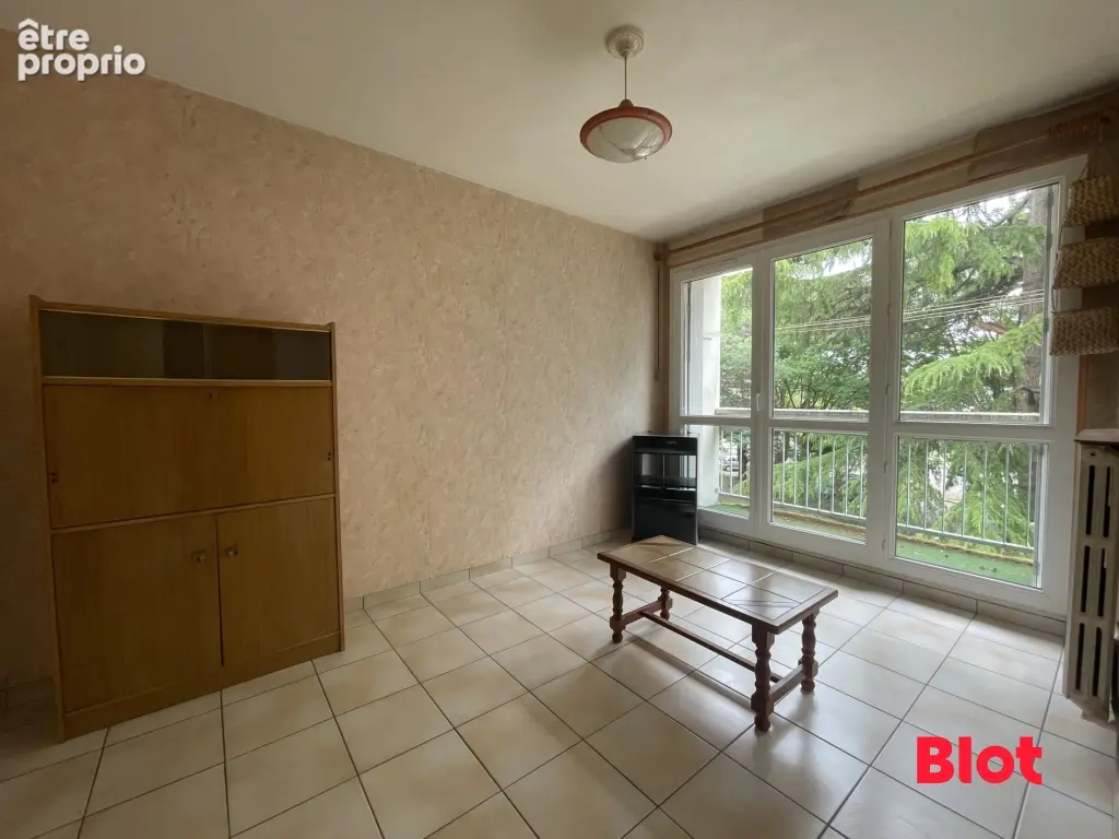 Appartement 4 pièces 69 m² à vendre à Rennes (35000) - photo 2