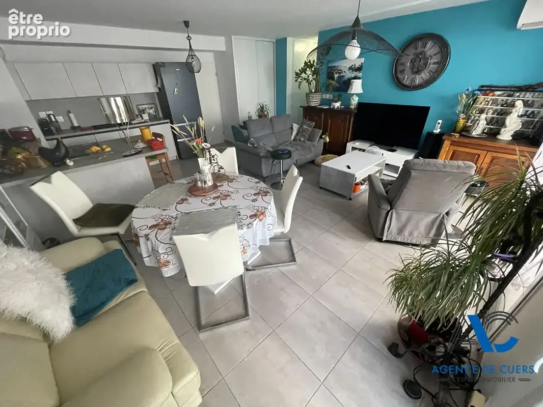 Appartement Cuers 4 pièce(s) 91 m2 - photo 2
