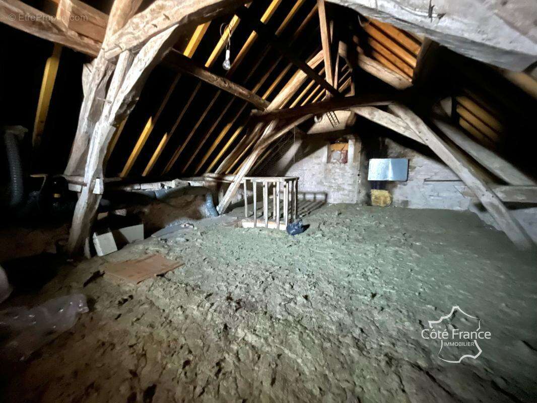 Maison bourgeoise avec vue dégagée   Calme, terrain et dépen - photo 22