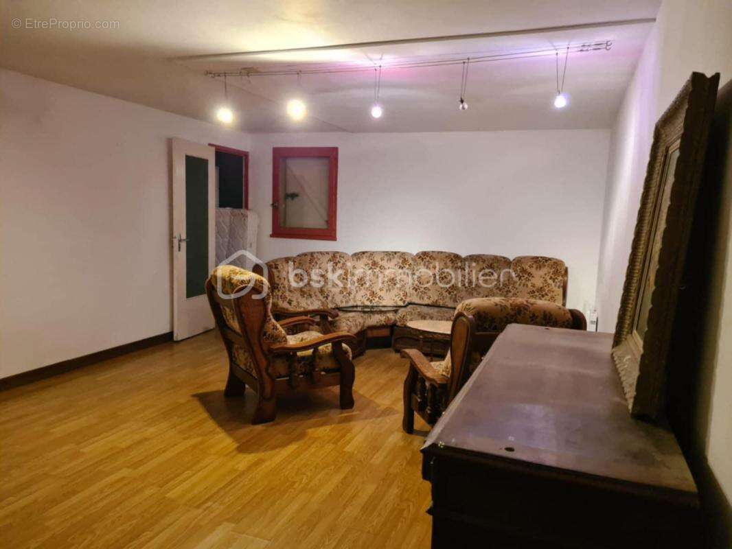 Maison à SIORAC-EN-PERIGORD