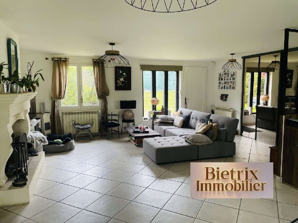 Maison à L'ISLE-ADAM