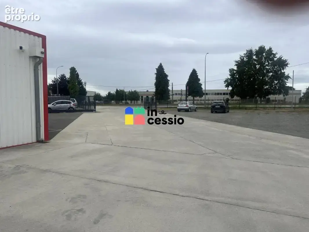 RARE – Ensemble immobilier d'activité de 787,5 m² sur prè - photo 7