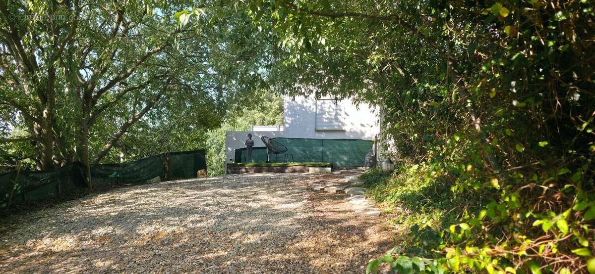 Maison 82 m² à Montpezat  - photo 6