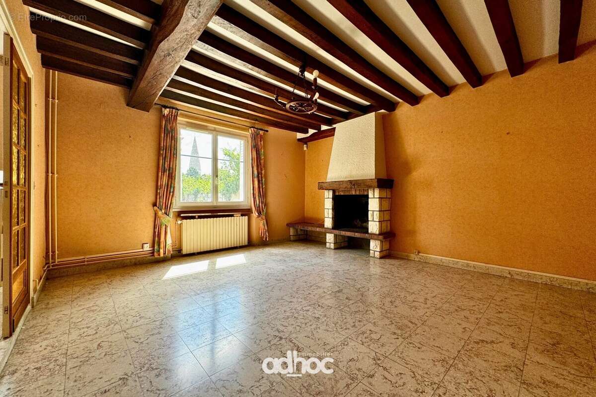 Maison à FAY-AUX-LOGES