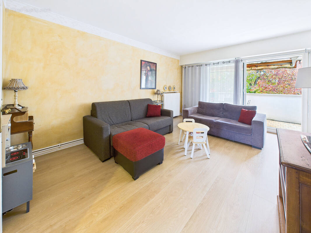 Appartement à QUINCY-SOUS-SENART